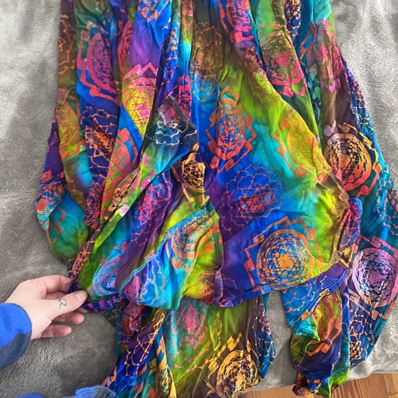 beautiful tie dye flowy dress - Picture 5 of 6